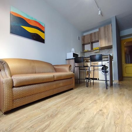 Davka Apartments バトゥーミ エクステリア 写真