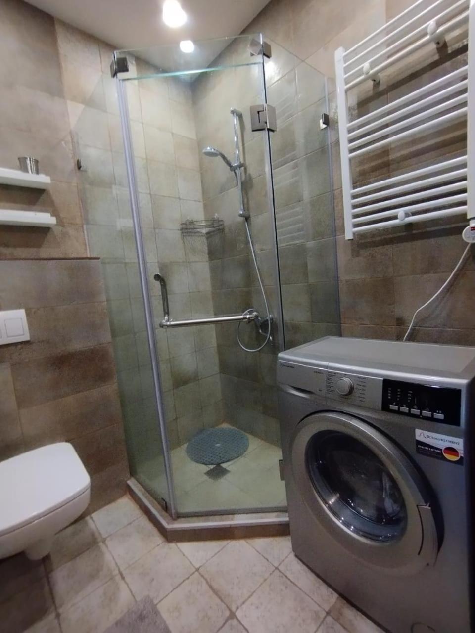Davka Apartments バトゥーミ エクステリア 写真