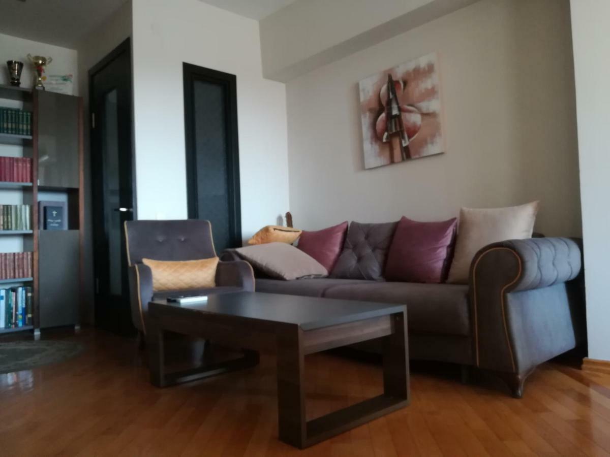 Davka Apartments バトゥーミ エクステリア 写真