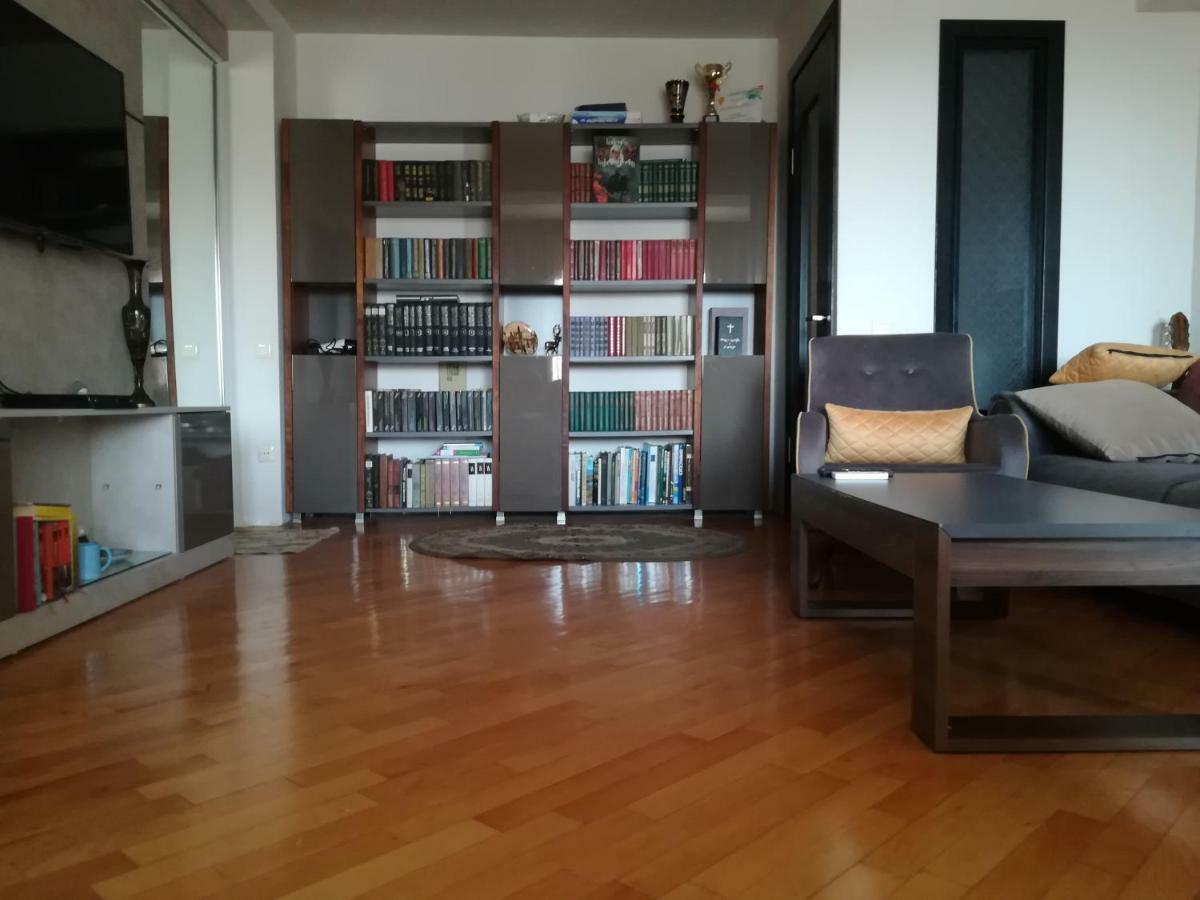 Davka Apartments バトゥーミ エクステリア 写真